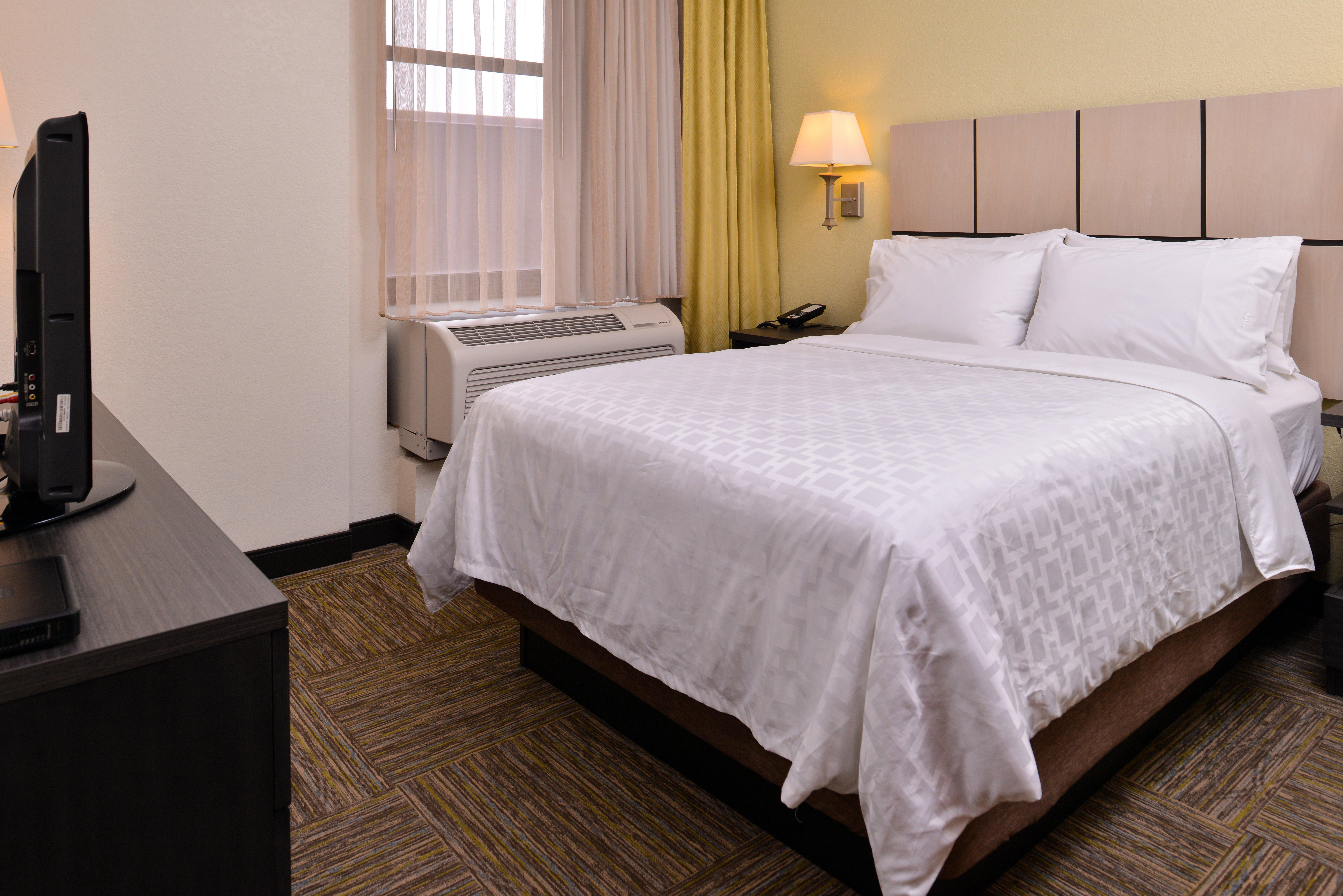 Candlewood Suites Terre Haute By Ihg Exteriör bild