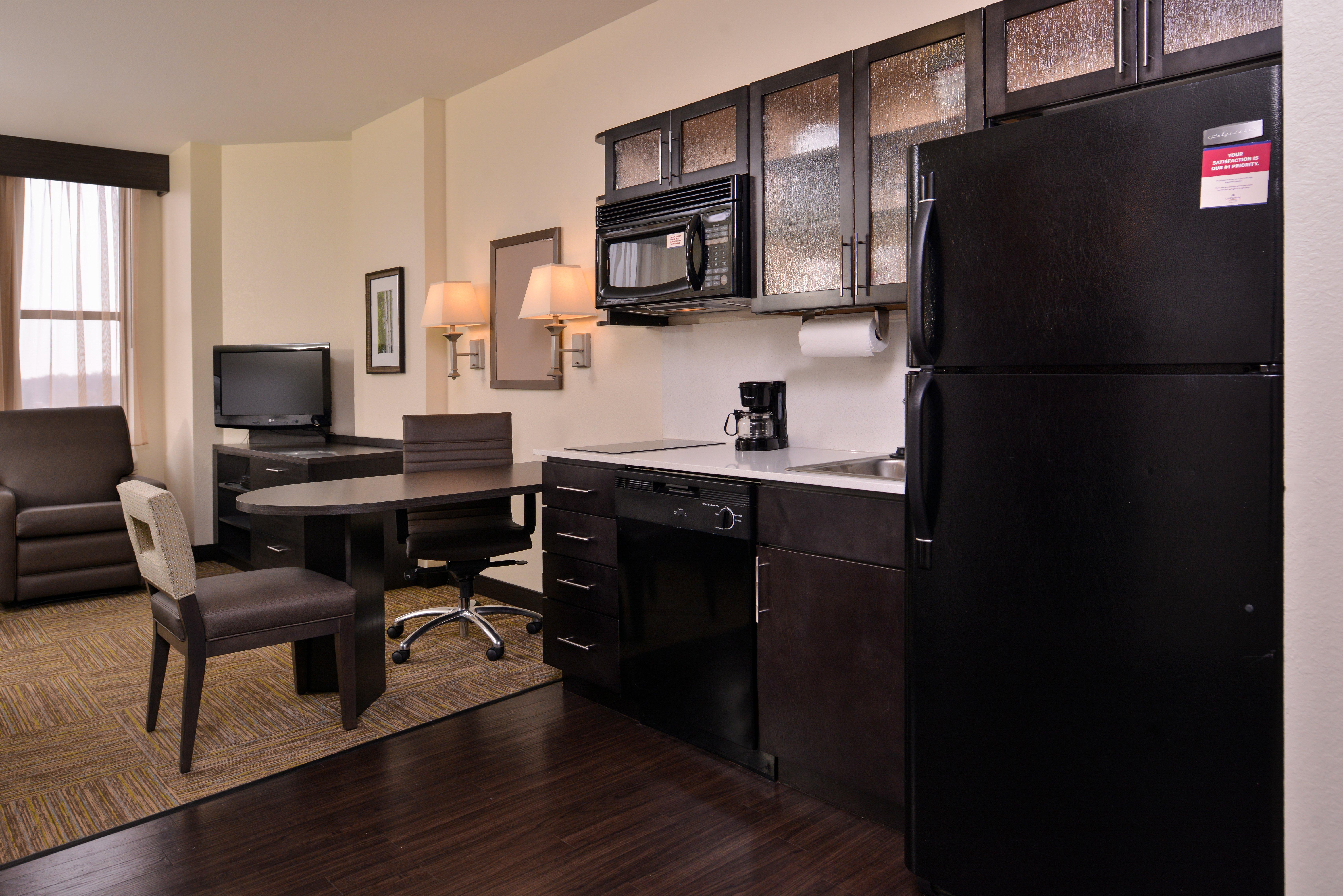 Candlewood Suites Terre Haute By Ihg Exteriör bild